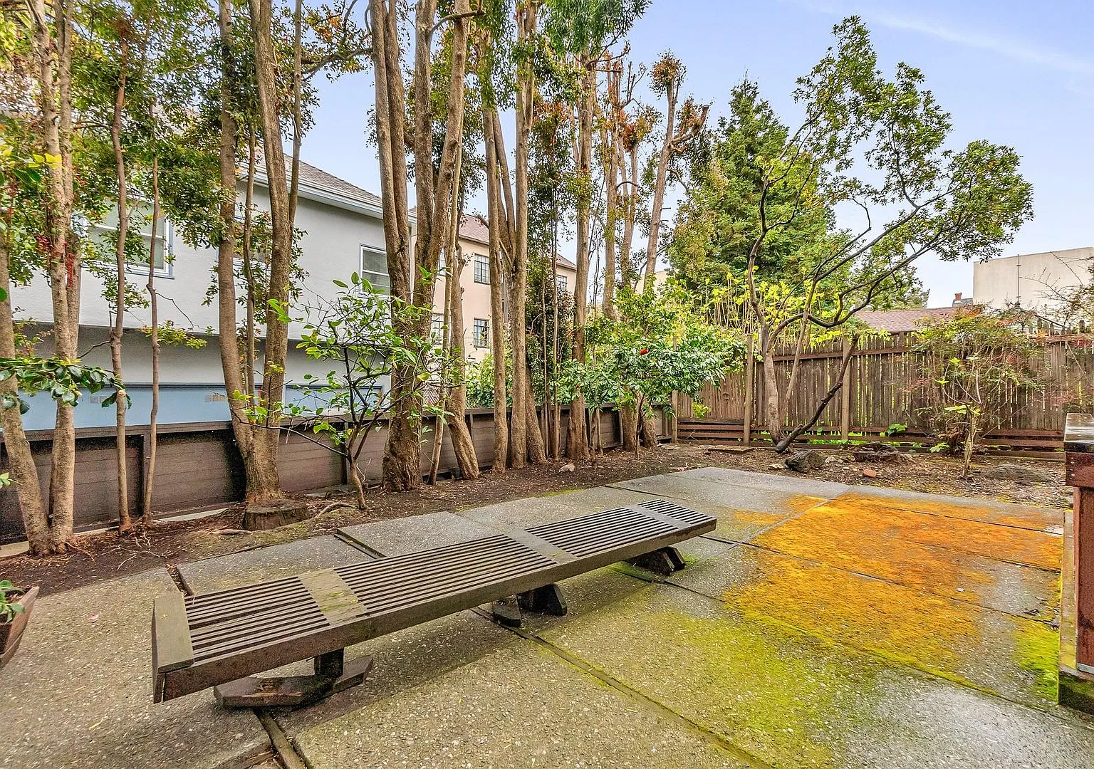 This Large 3 Bedroom 3 Bath Apartment Is In The Heart Of Gourmet Ghetto ~ Security Deposit Reduced.. — Photo 1