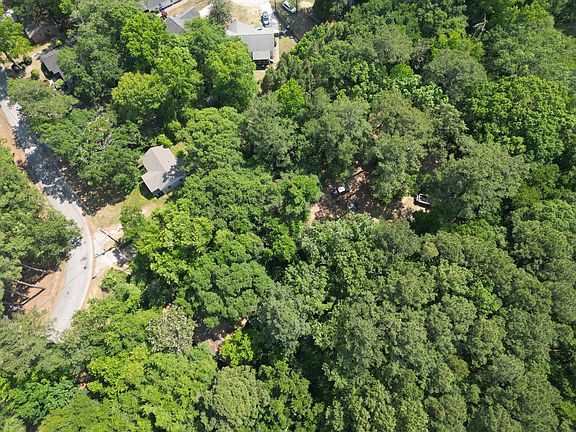 4th image of 1740 Dogwood Rd