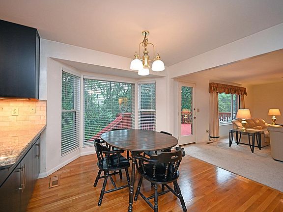 5th image of 2267 Bruns Ln