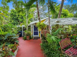 6851 SW 78th Ter, South Miami, FL 33143