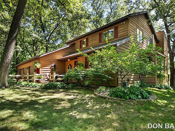 3rd image of 5956 Myers Lake Ave NE