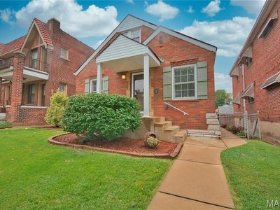 5251 Pernod Ave, Saint Louis, MO, 63139