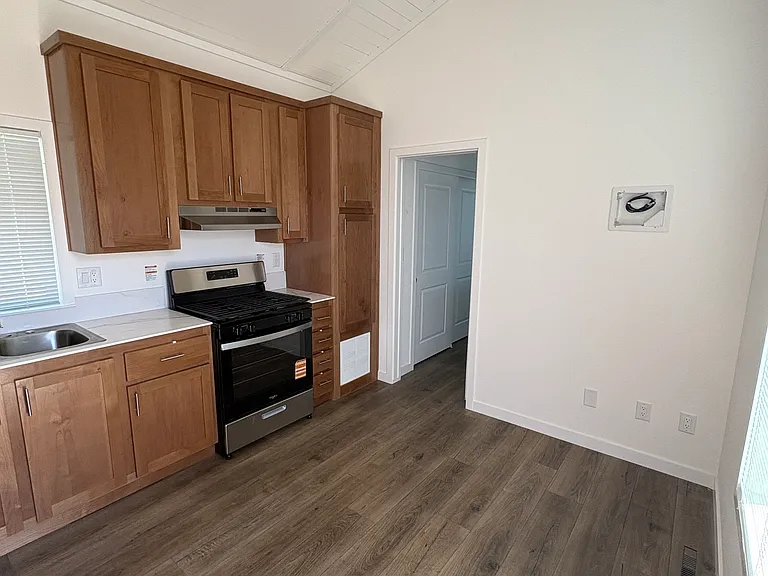 4150 Soquel Dr #9 — Photo 7
