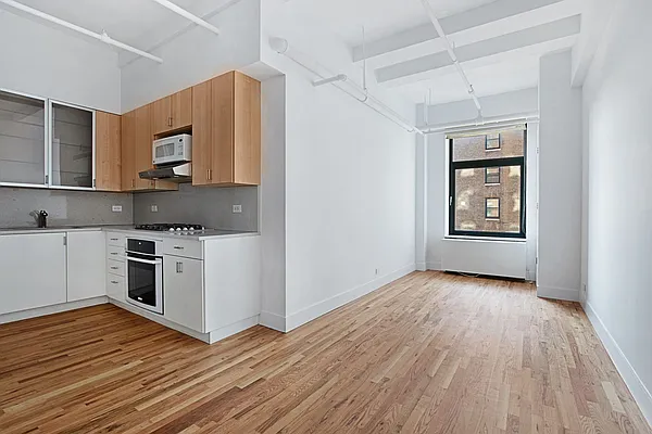 Rented by Compass | media 43