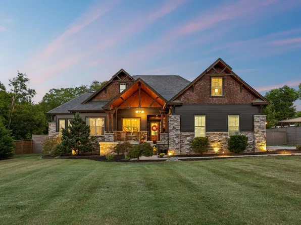 1461 Neelys Bend Rd, Madison, TN 37115