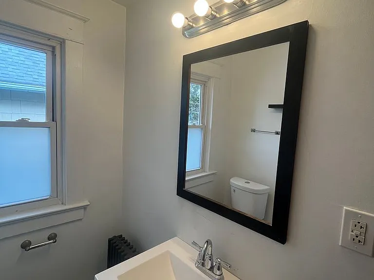 15 Ellicott St — Photo 22
