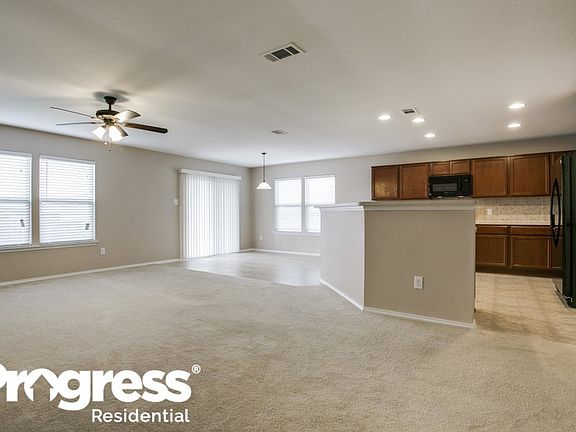 4th image of 515 Tunnel St