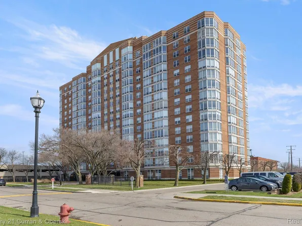 250 E Harbortown Dr APT 802, Detroit, MI 48207