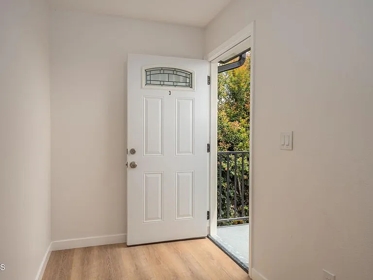 1004 Jurymast Dr #3 — Photo 4