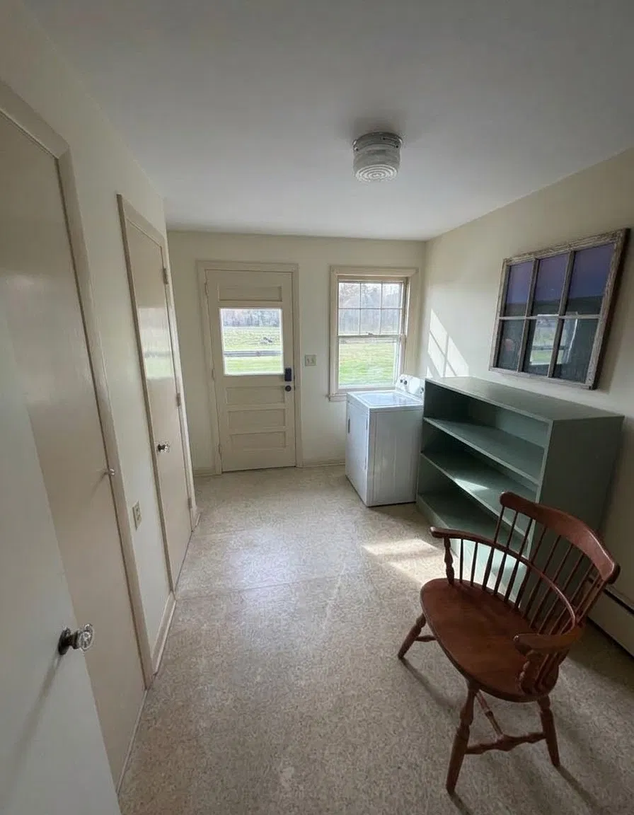 3 bed, 1690 sqft, $900 — Photo 4