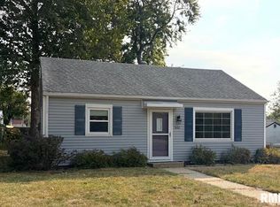 5122 N Willard Rd, Peoria Heights, IL 61616