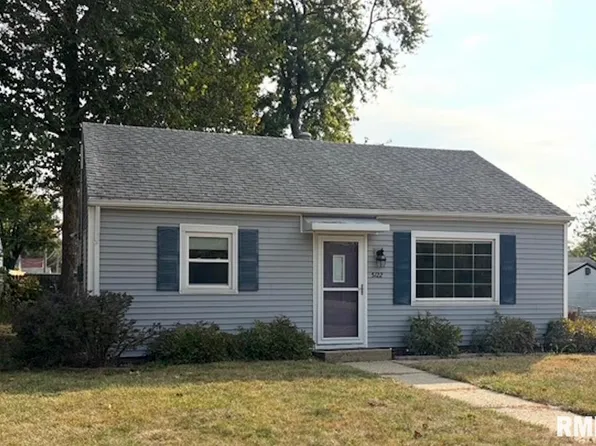 5122 N Willard Rd, Peoria Heights, IL 61616