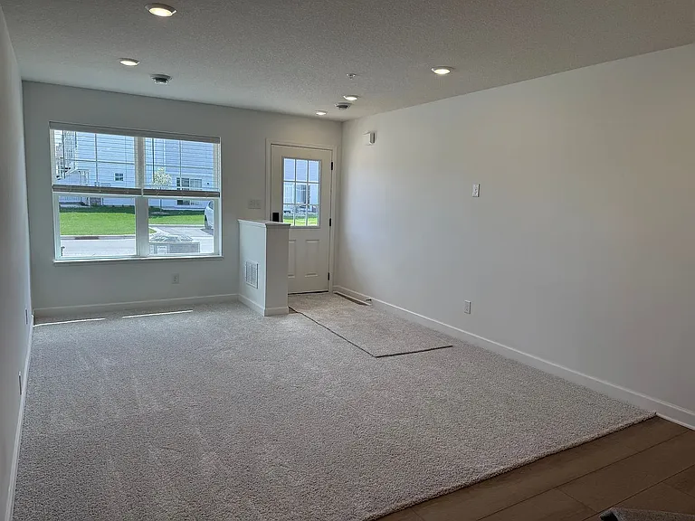 21610 Magnolia Way — Photo 16
