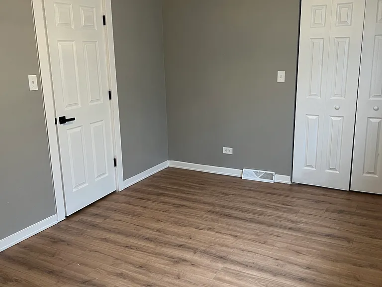 7252 S Hermitage Ave — Photo 17