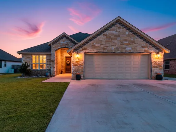 162 Crenshaw Ct, Stephenville, TX 76401