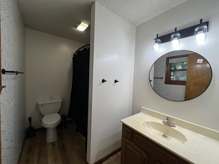 Master Bathroom View 2