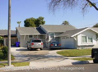 1045 Kelton Rd, San Diego, CA 92114