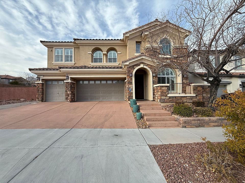 1st image of 11758 Bradford Commons Dr