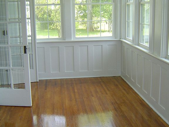 5th image of 713 S Main St