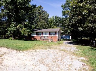 377 Cedar Point Rd, Rice, VA 23966