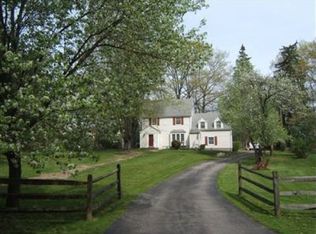 14482 Mill Hollow Ln, Strongsville, OH 44136