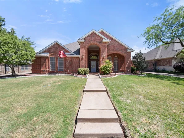 1013 Brook Arbor Dr, Mansfield, TX 76063