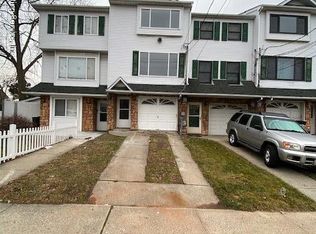 376 Lake Ave, Staten Island, NY 10303