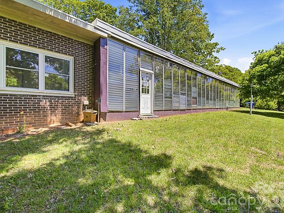 4th image of 20 Reed Rd