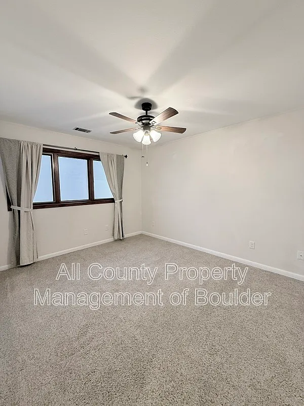 2 bed, 2.0 bath, 600 sqft, $2,700 — Photo 4