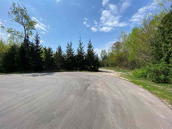 2nd image of 5664 Coastal Woods Ct