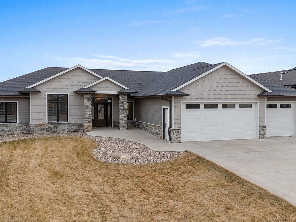1st image of 204 N Autumnwood Ct