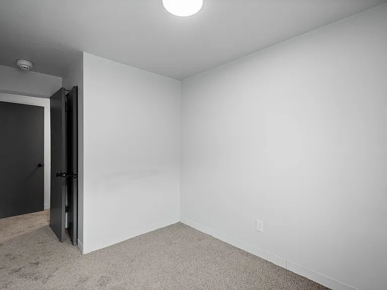 2117 Brownsville Road — Photo 37