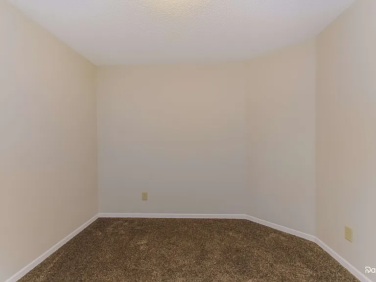 1363 White Birch Ln — Photo 10