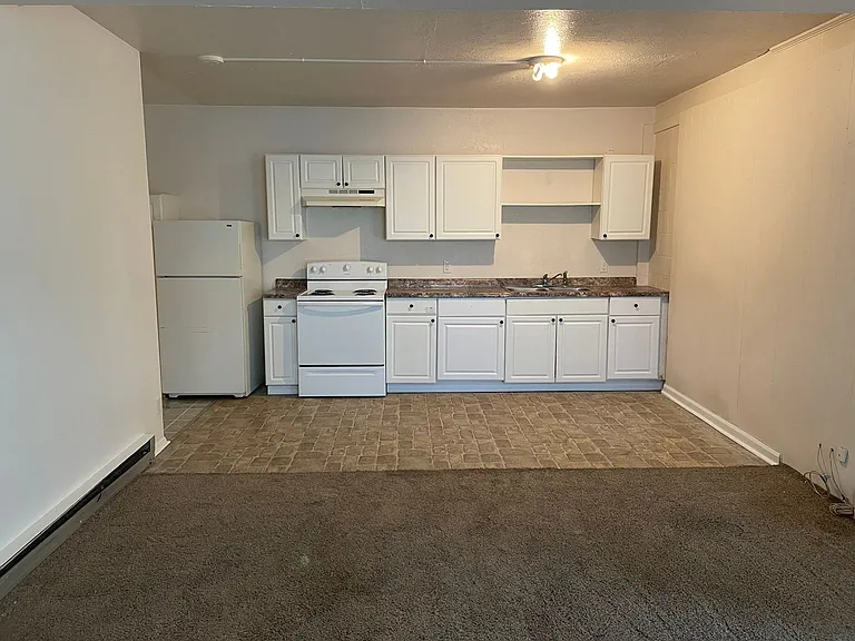 456 C St SW — Photo 2