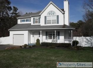 137 N Coleman Rd, Centereach, NY 11720