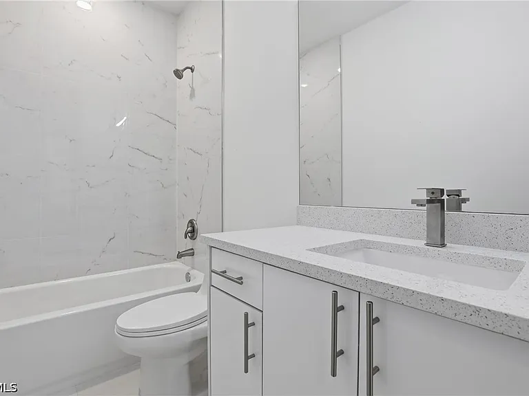 4719 28th St SW — Photo 14