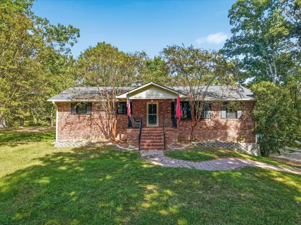 305 Stewart Rd, Spartanburg, SC 29306