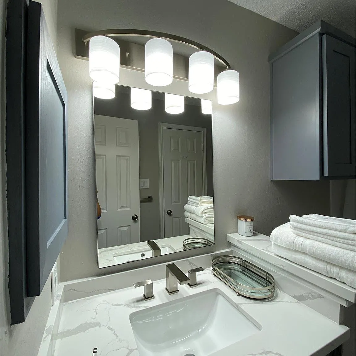 2 bed, 1.0 bath, 814 sqft, $1,550 — Photo 2