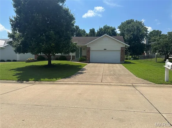 107 Carrington Blvd, Troy, MO 63379