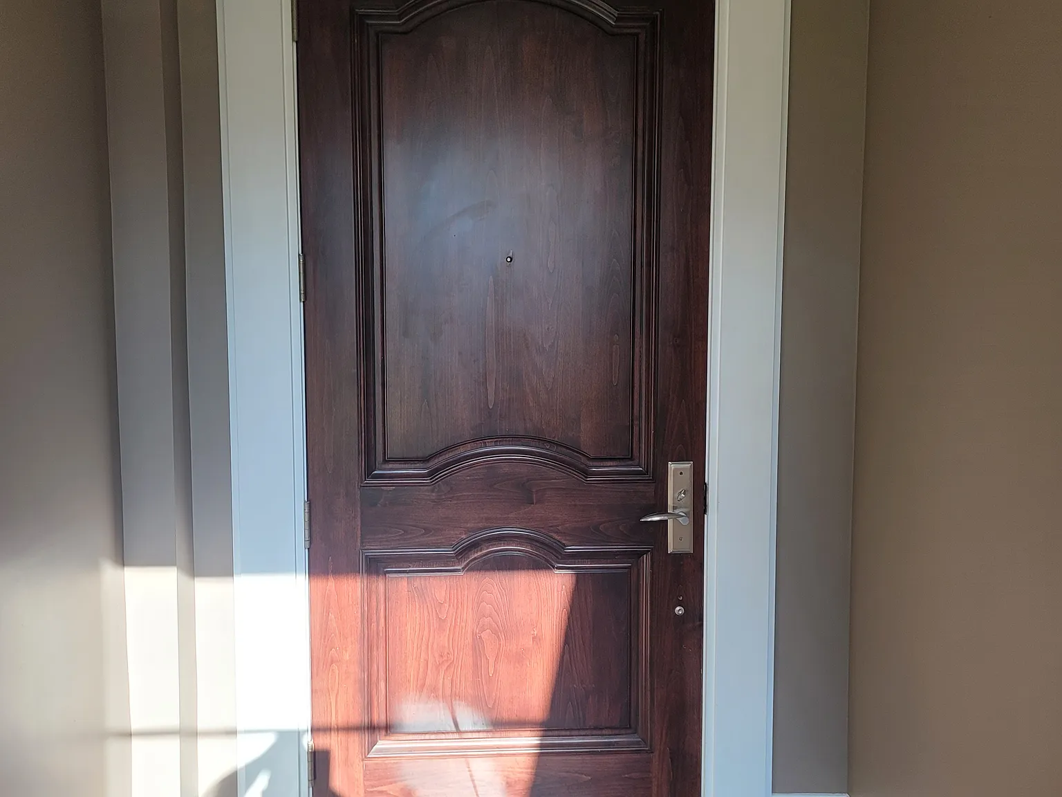 4 bed, 2.5 bath, 2400 sqft, $3,250 — Photo 3