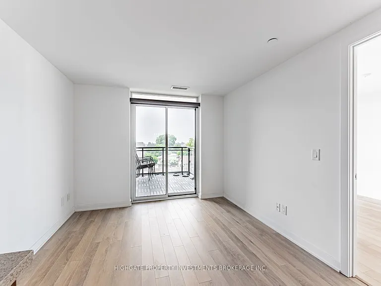16 McAdam Ave #306 — Photo 16