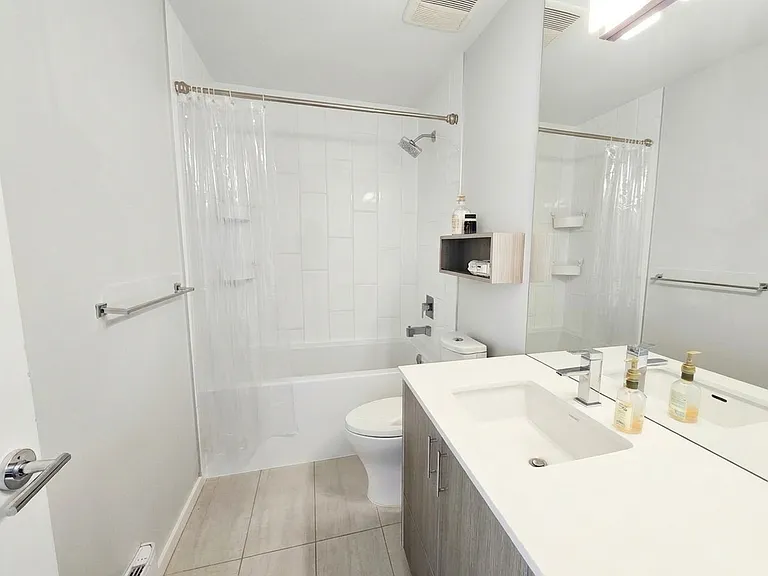 6283 Kingsway #Penthouse 5 — Photo 6