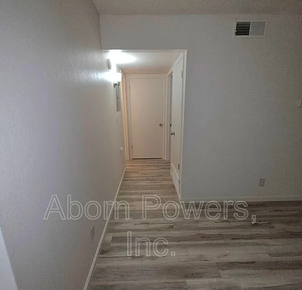 1255 & 1275 Williams Way #1275-9 — Photo 4