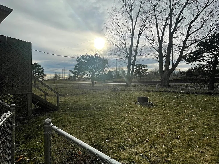1015 N Jan Mar Dr — Photo 20