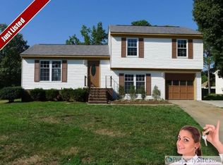 937 Bowling Green Trl, Chesapeake, VA 23320