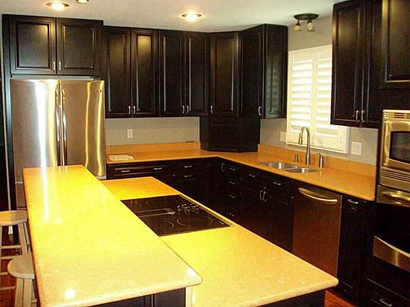 2nd image of 830 Lodge Dr