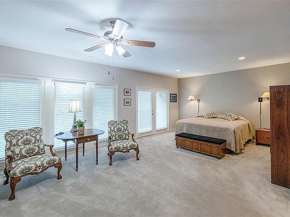 2nd image of 9231 Esplanade Dr