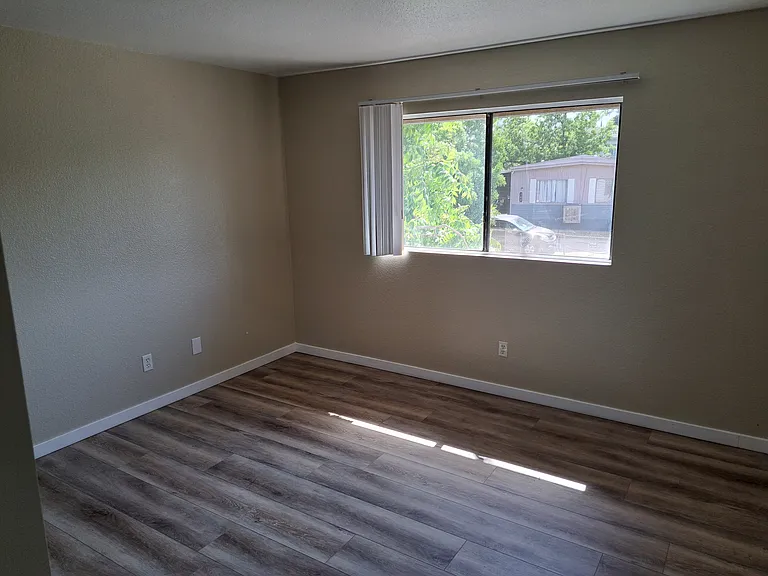 545 Sioux Dr #A — Photo 7