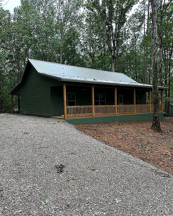1st image of 30 Donna Ln