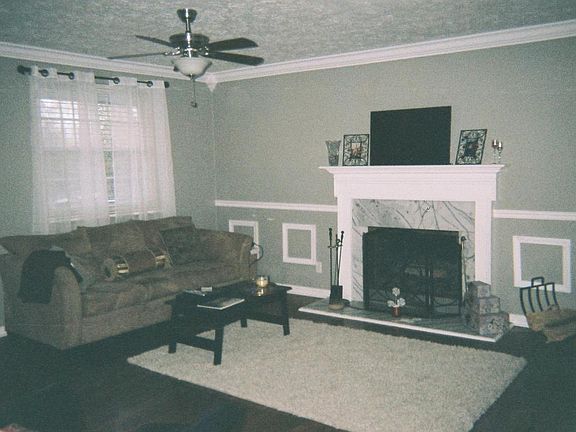 2nd image of 6812 Stockton Dr
